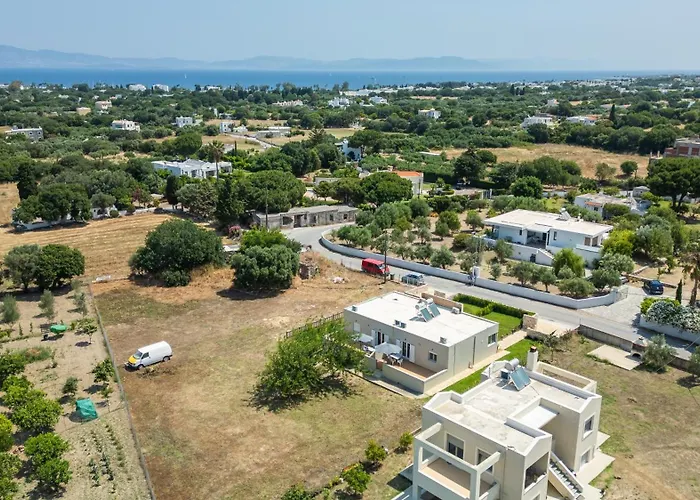 Stone And Sea Retreat Serenity Tatil Evi