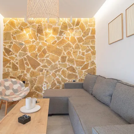 펜션 Stone And Sea Retreat Serenity- Modern Stone 코스 타운
