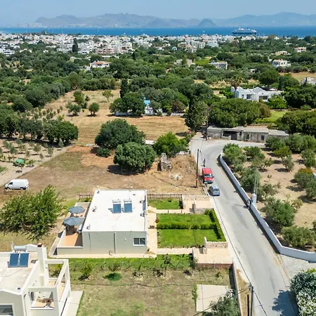 Stone And Sea Retreat Serenity 度假居 *